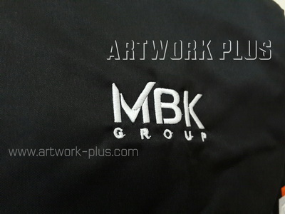 รับปัก,รับปักโลโก้,ปักเสื้อ,ทำอาร์มติดเสื้อ,ปักโลโก้_MBK_Logo